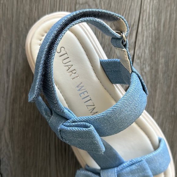 Stuart Weitzman Sofia Nolita Sandal - Picture 5 of 8